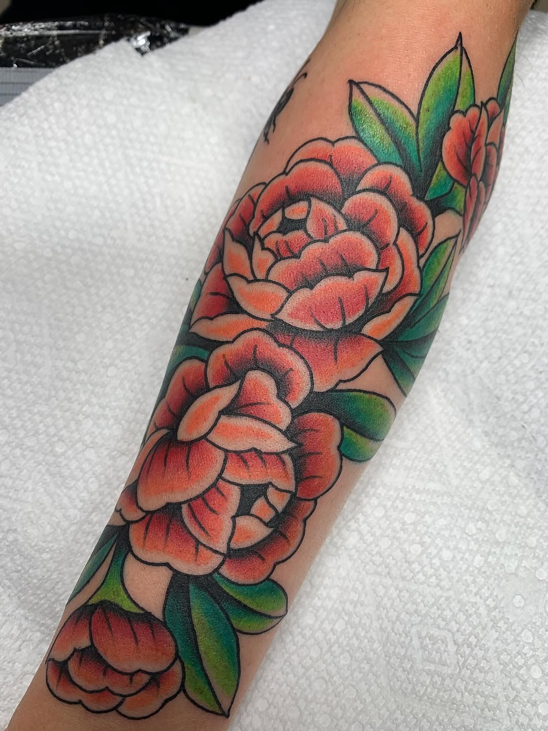 Tattoo by @aprilflowerstattoo โ american_traditional