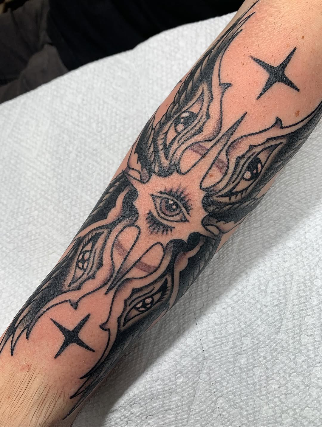 Tattoo by @aprilflowerstattoo โ black_and_grey, dark_realism
