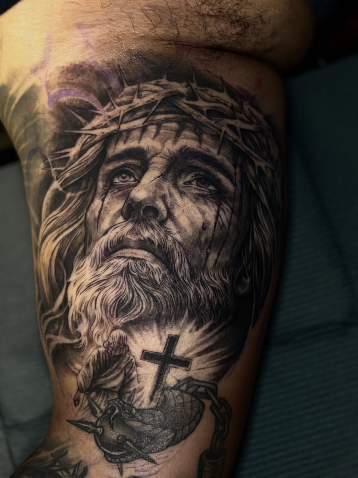 Tattoo by @artravieso_tattoo — realism, black_and_grey