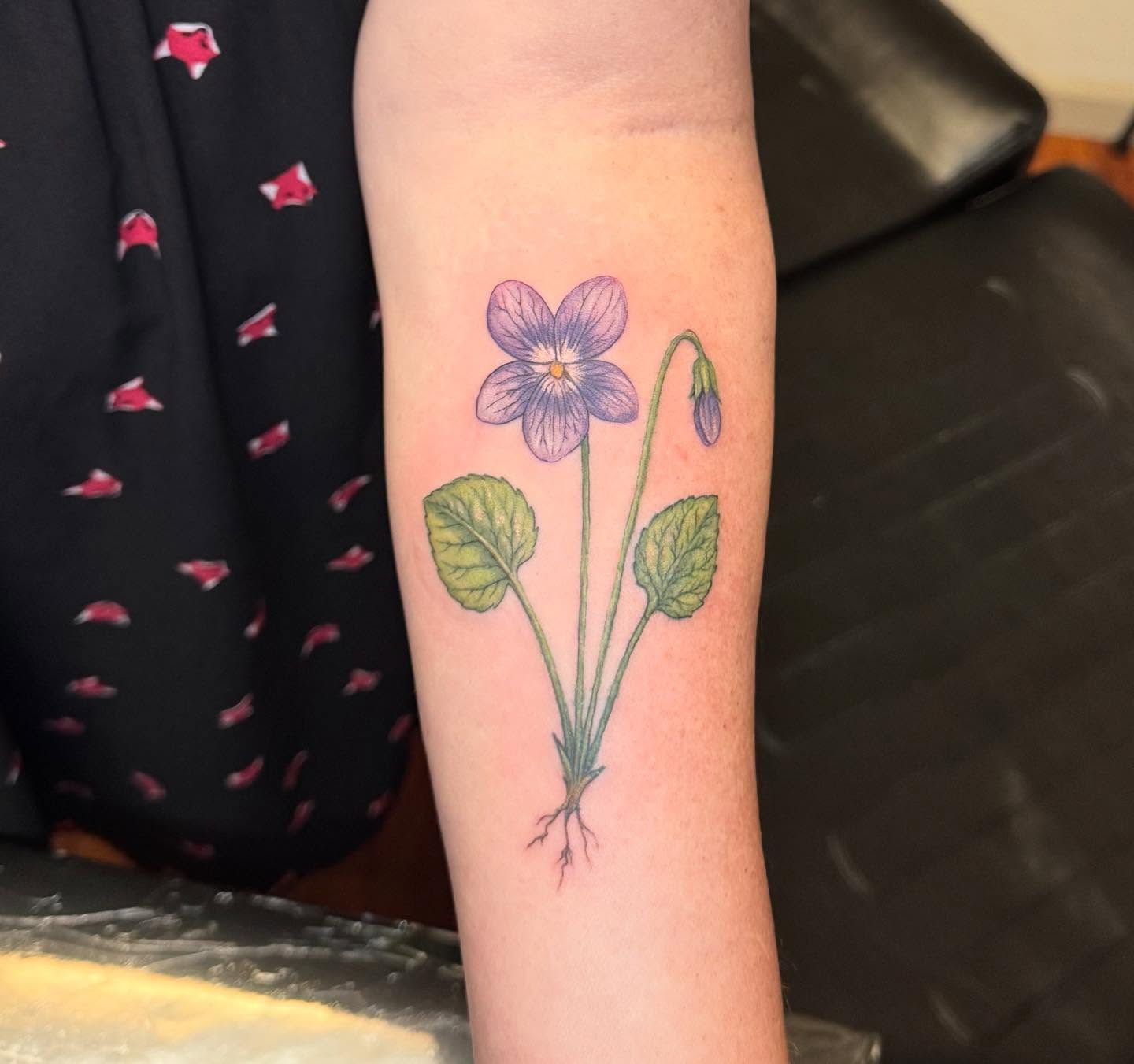 Tattoo by @starby5 โ realism