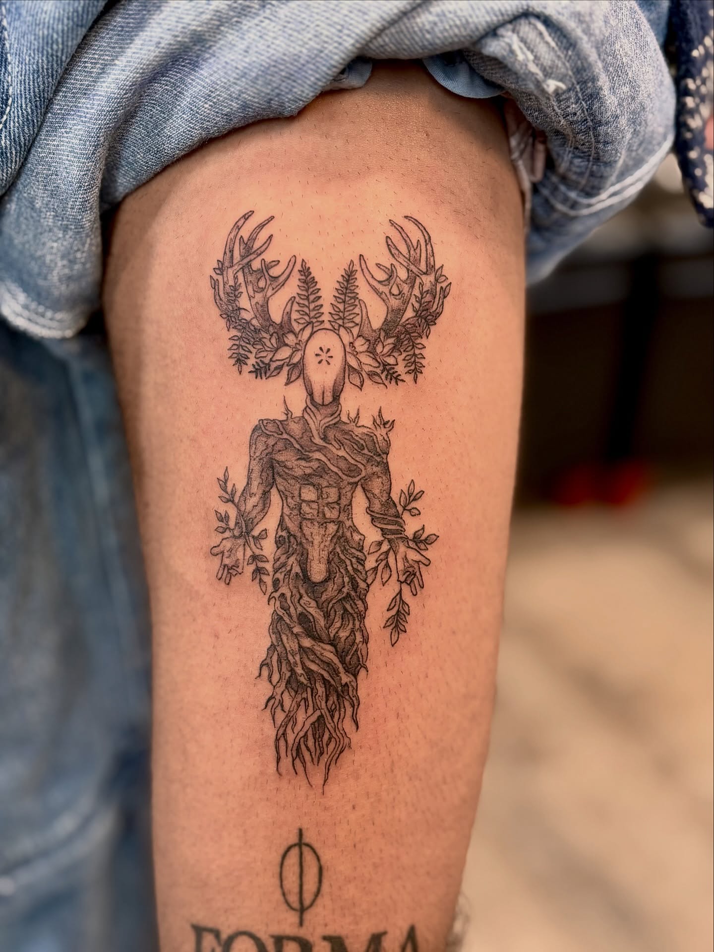 Deer-like creature geometric tattoo on the thigh by Sage Ray ♡