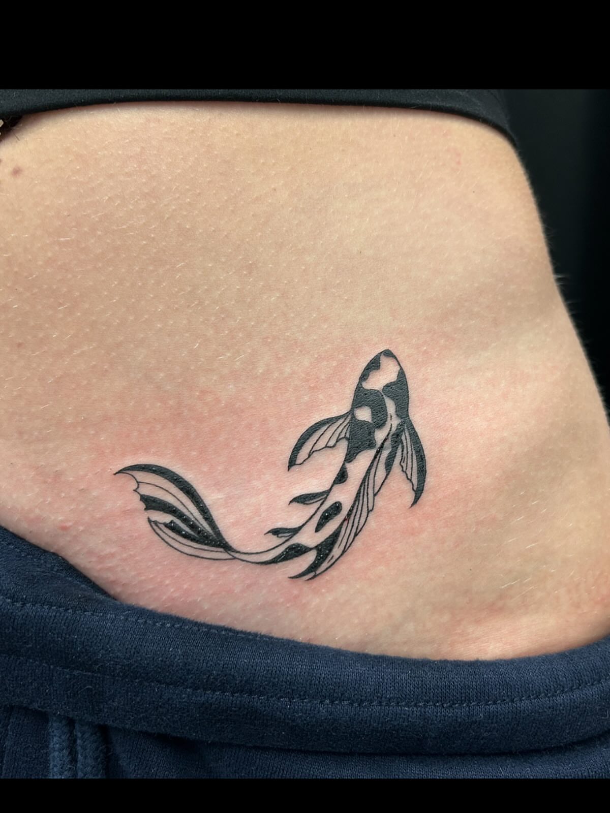 Tattoo by @chaotic__fern β black_and_grey