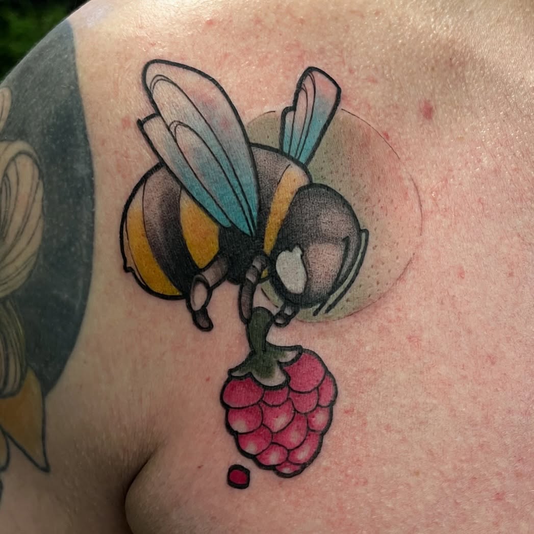 Tattoo by @emmahelmeczy_ โ american_traditional