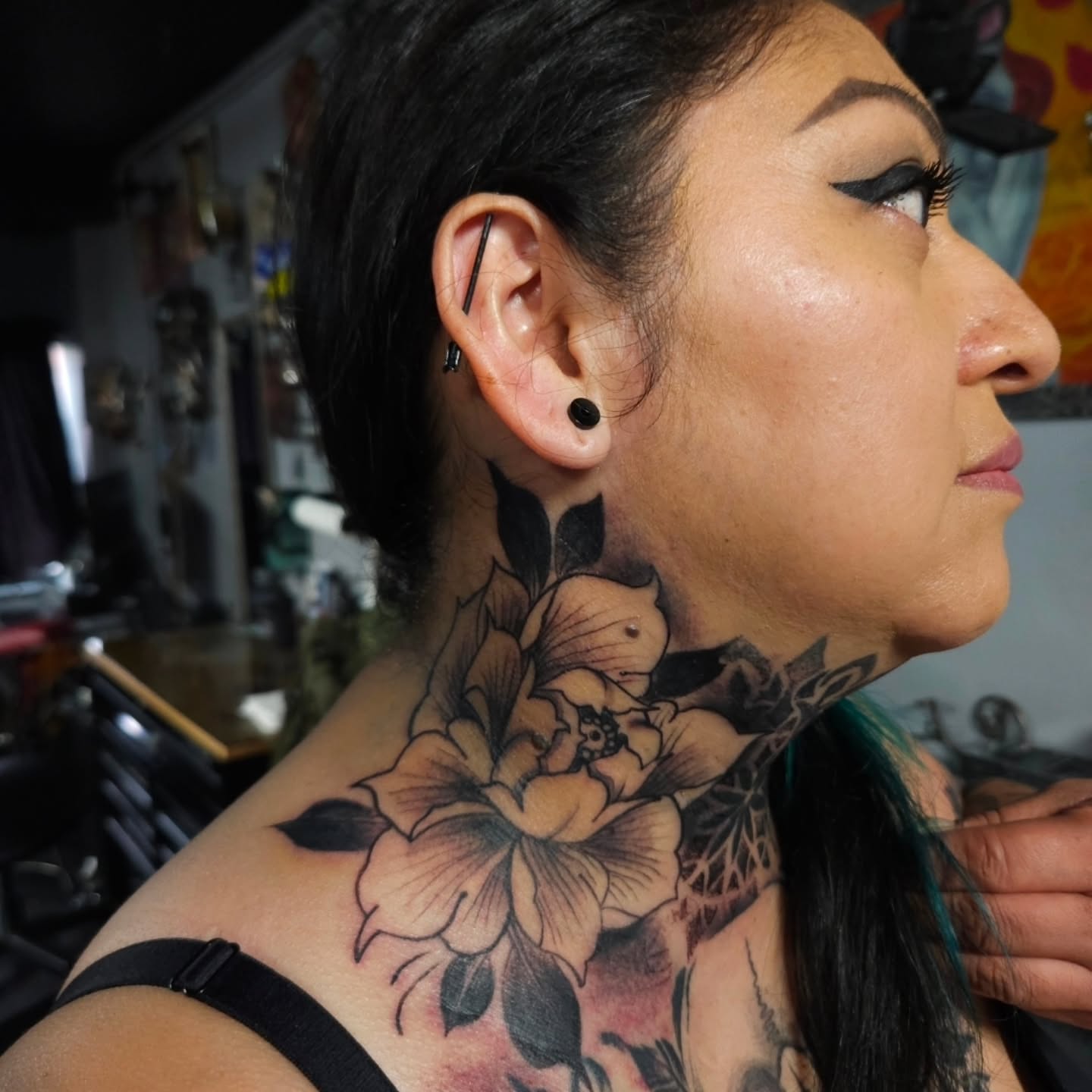 Tattoo by @gordochilitotattoos — black_and_grey
