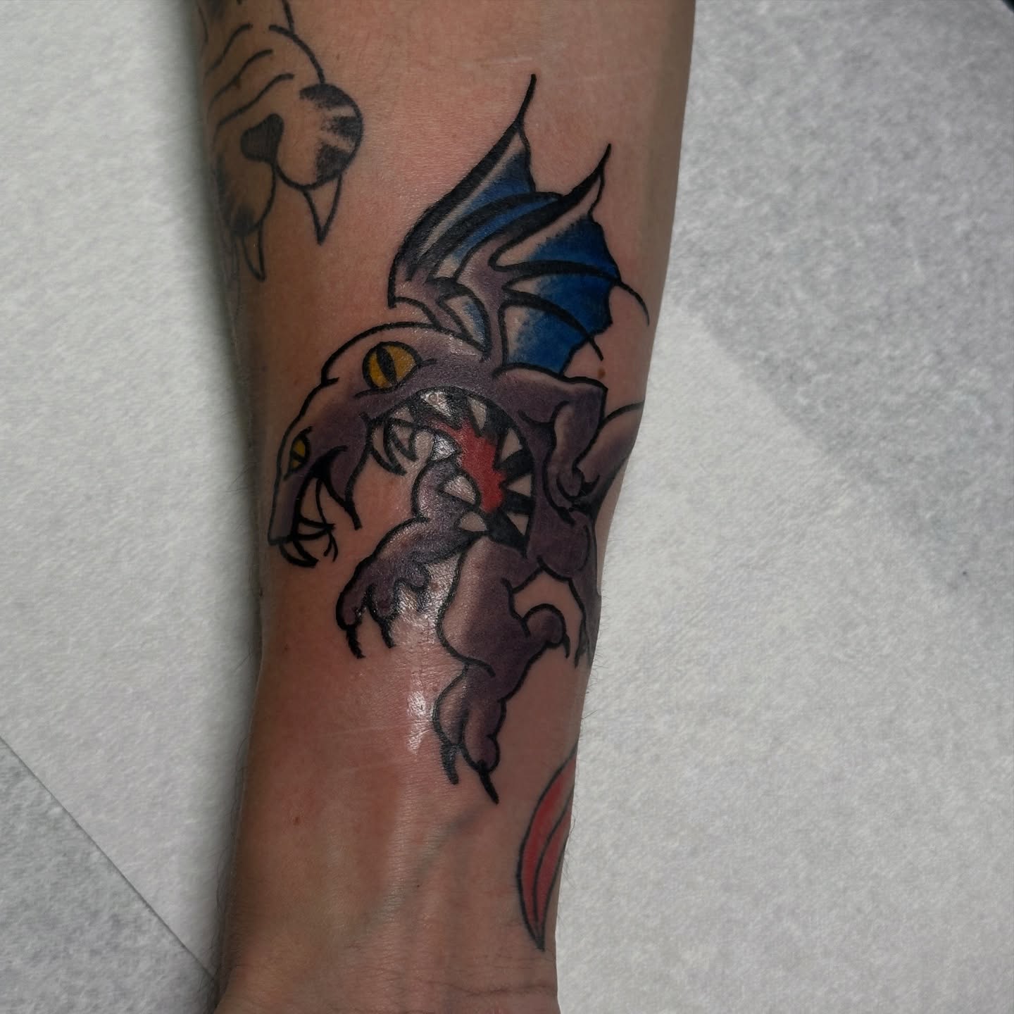 Dragon American traditional tattoo on the forearm by Gabriel F Kingston Beitia