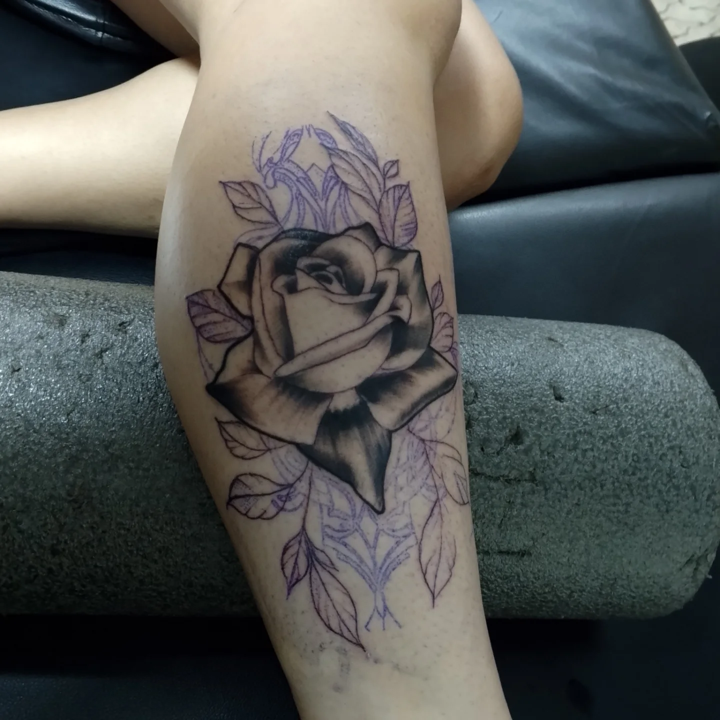 Rose black and grey tattoo on the forearm by Alexander Tattooink
