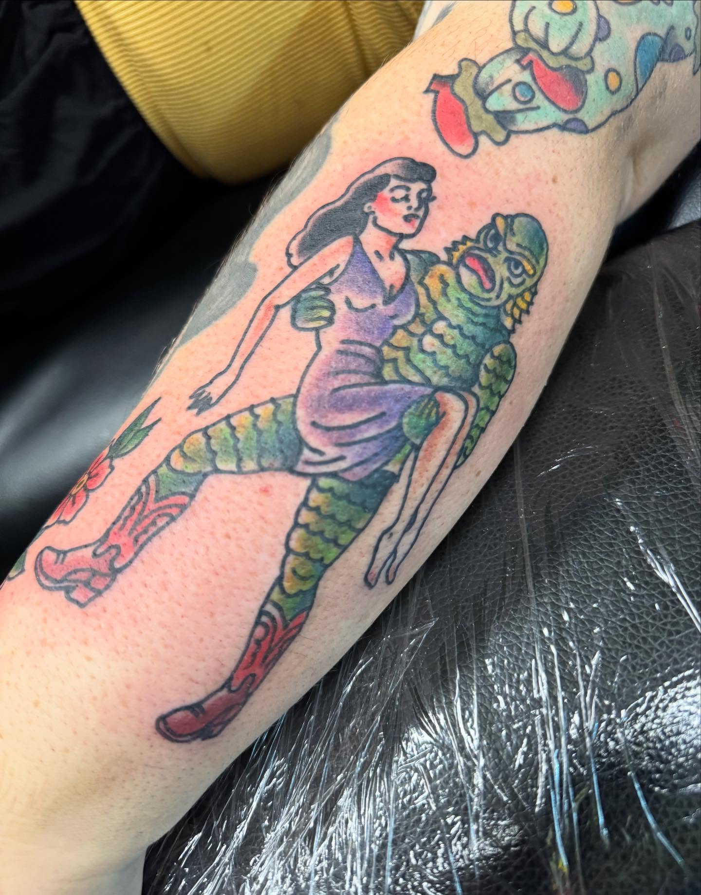 Mermaid and woman American traditional tattoo on the forearm by 𝗞𝗮𝘁 𝗕𝗹𝗮𝗻𝗸𝗲𝗻𝘀𝗵𝗶𝗽