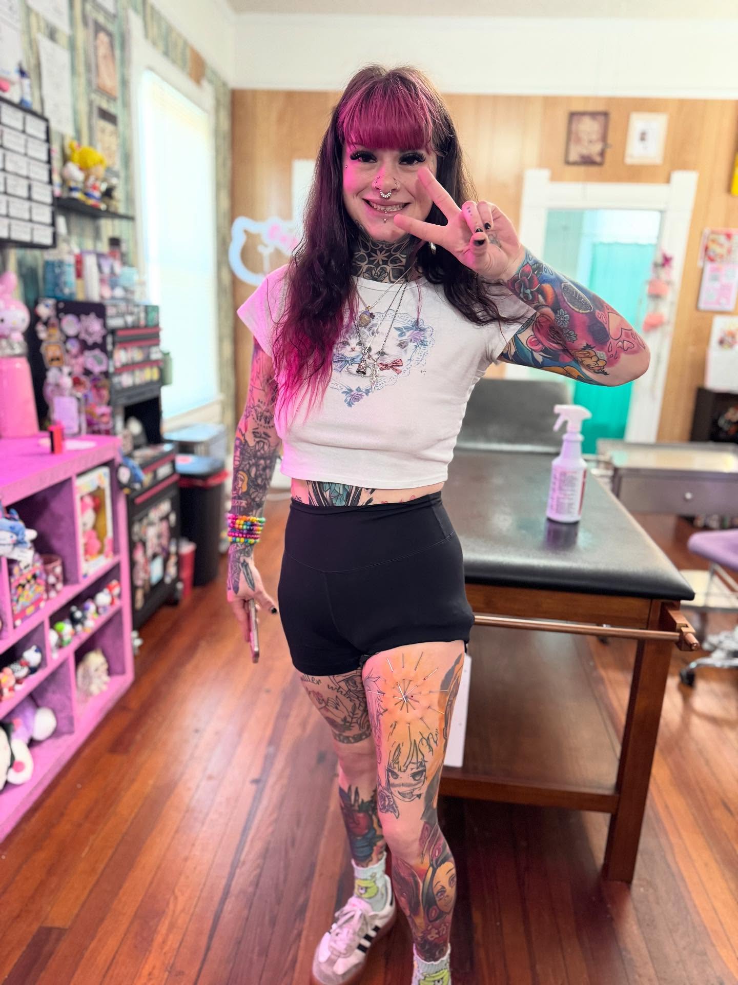 Tattoo by @piercingsbybefffff_ — new_school