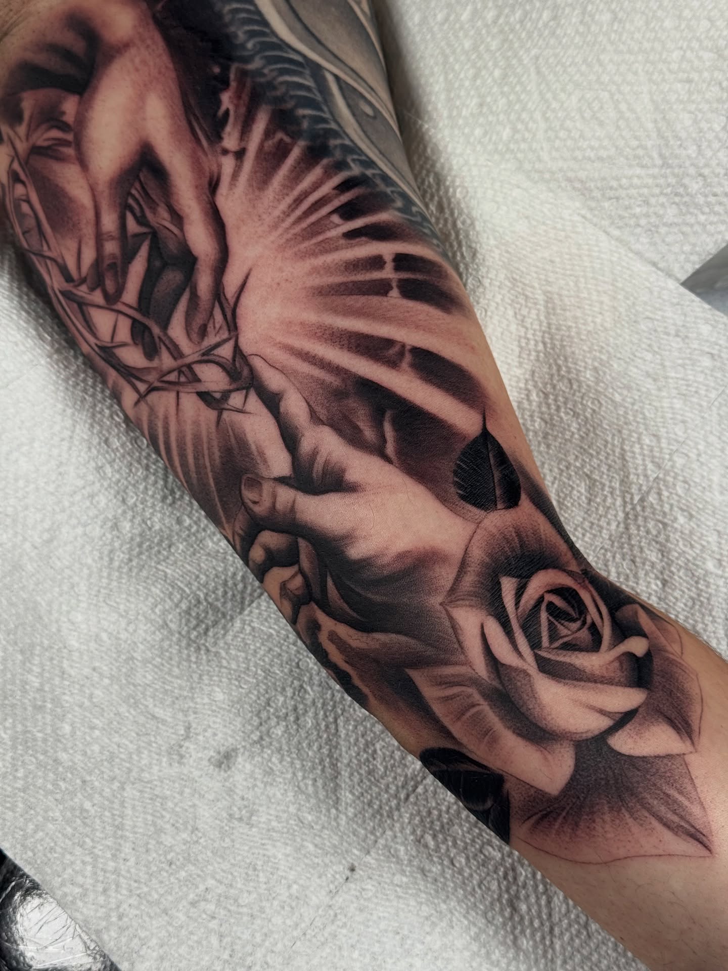 Anatomical structure and rose realism tattoo on the forearm by 🇵🇭Joseph Passion