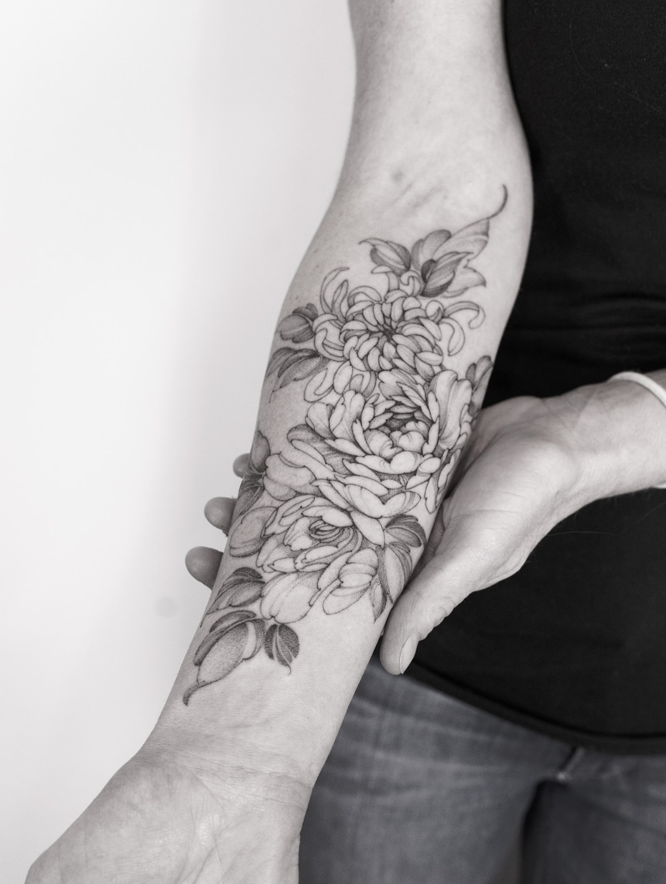 Tattoo by @aldoshyna_t — black_and_grey