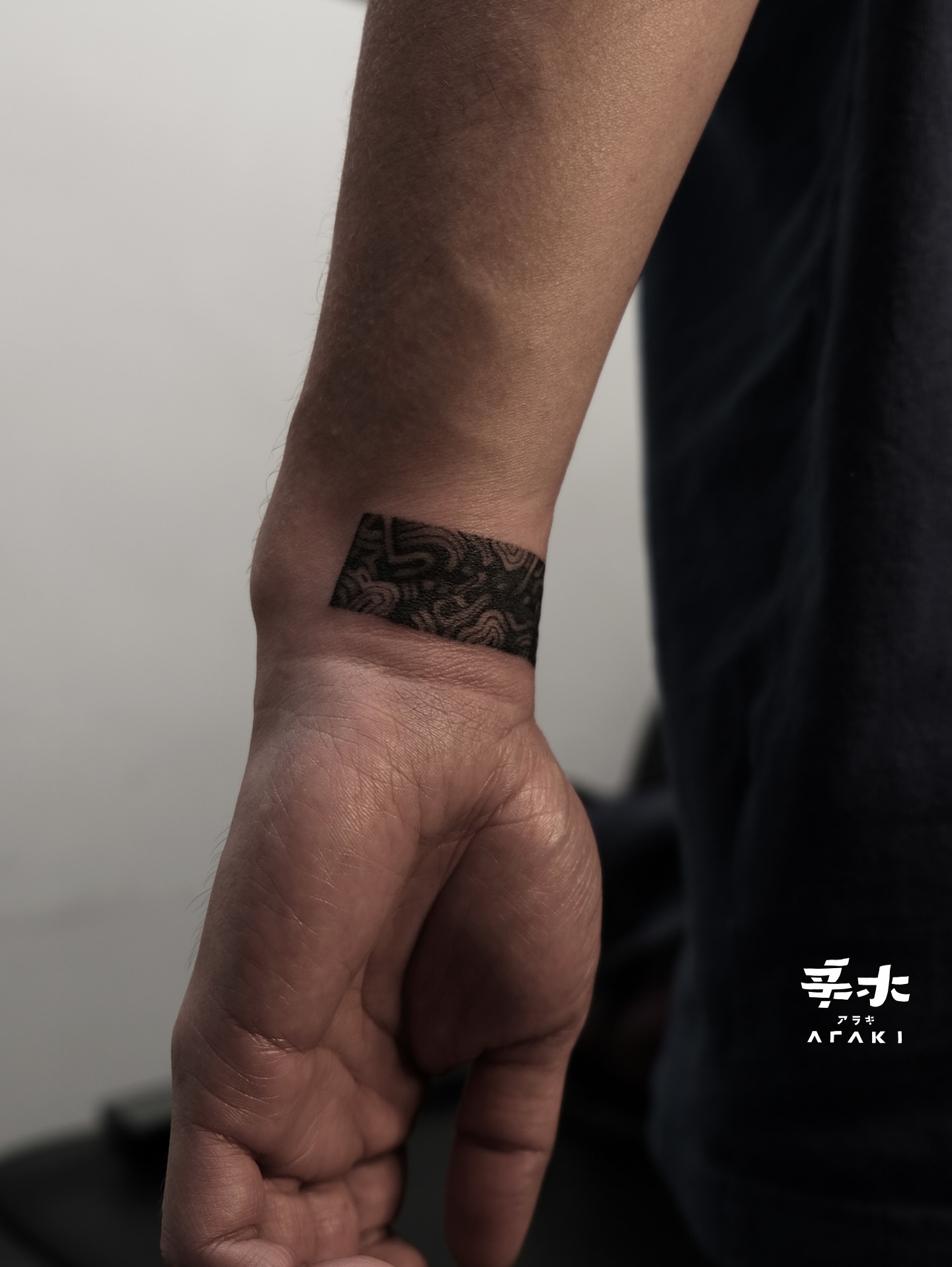 Tattoo by @araki_tattoo — geometric