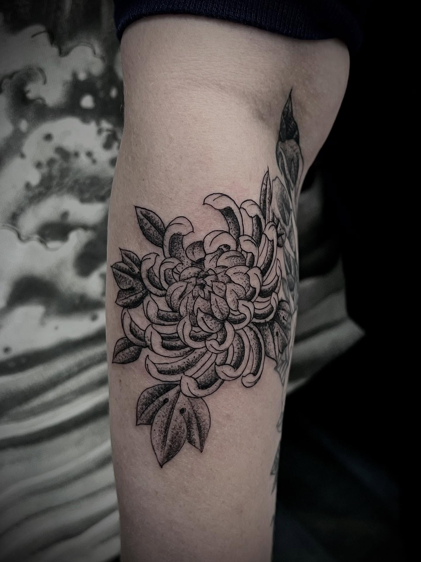 Tattoo by @scottallentattooer — black_and_grey