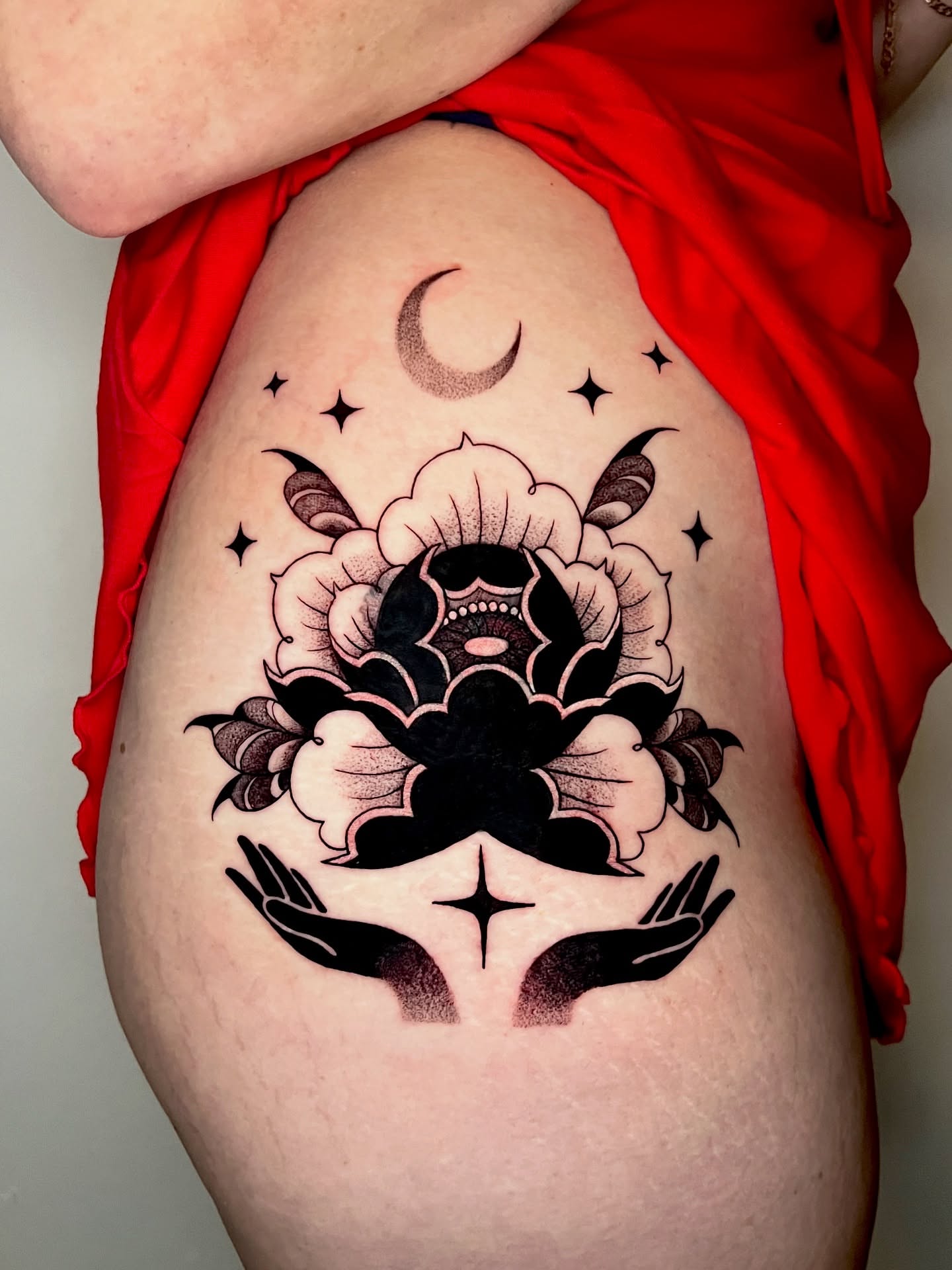 Lotus flower black and grey tattoo on the thigh by AJ π°π· LA tattoo