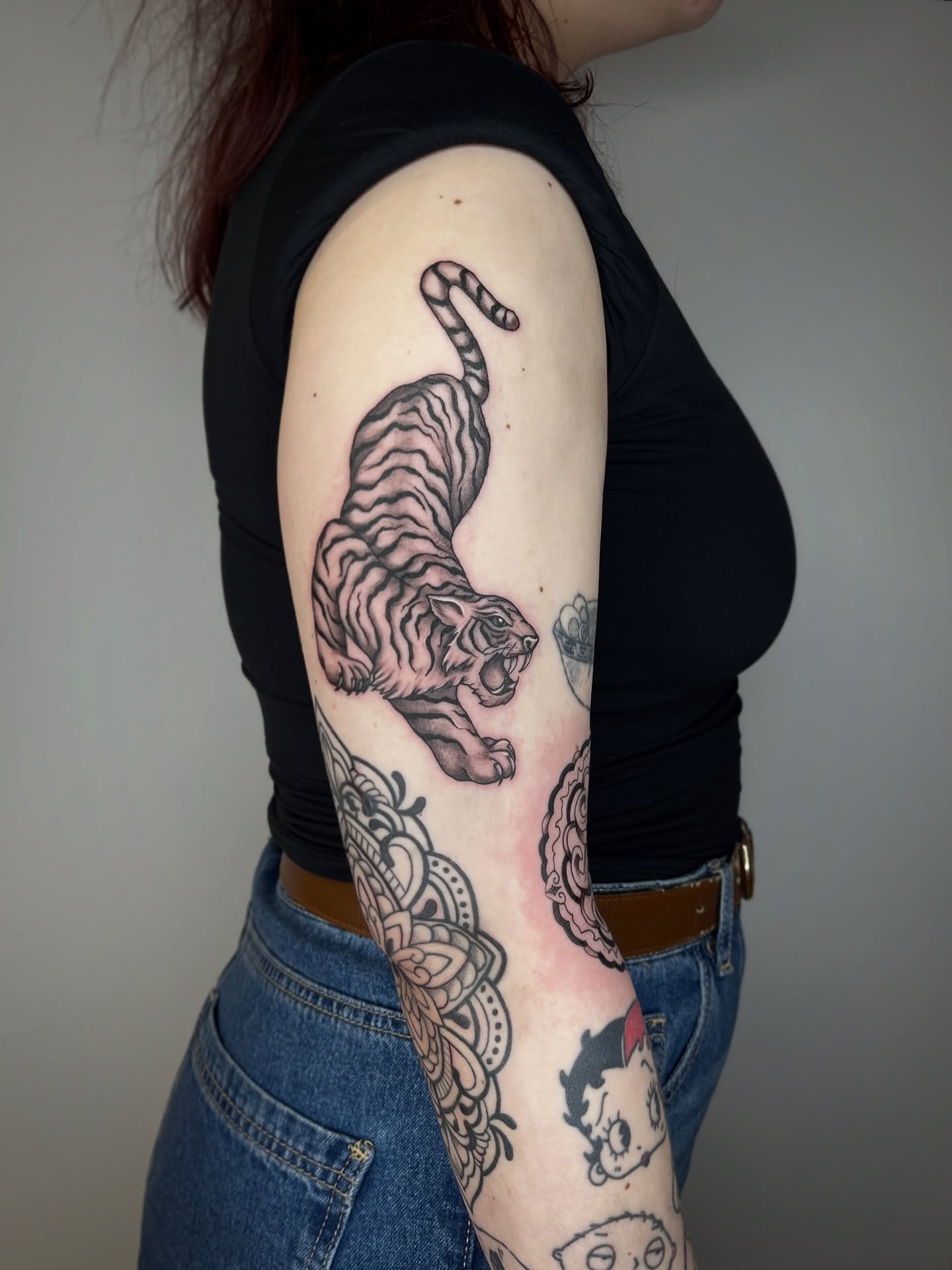 Tattoo by @leneya__valenti β black_and_grey