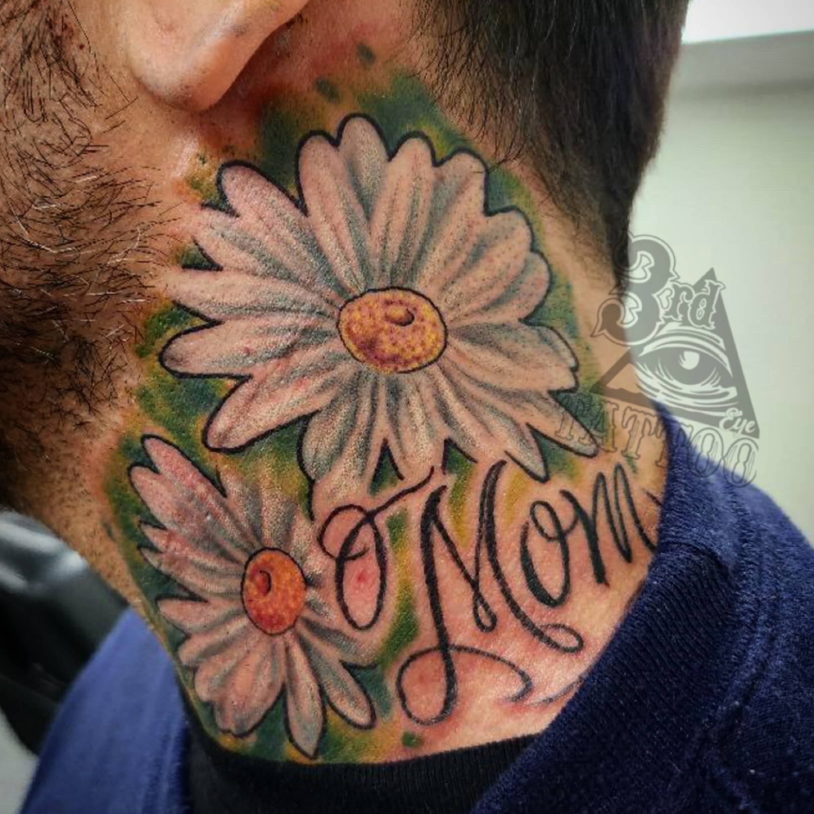 Tattoo by @3rdeyetattoo_artgallery — american_traditional, dotwork