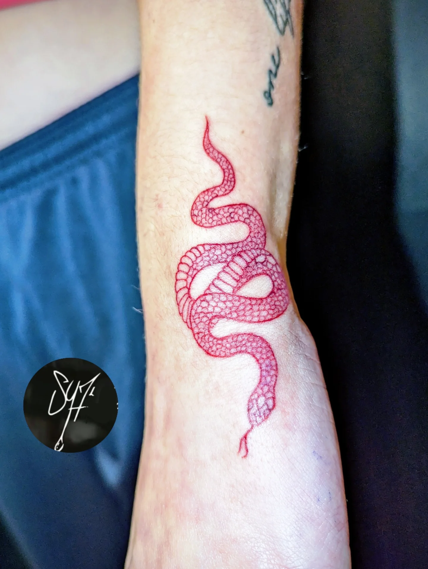 Tattoo by @sy7.tattoos — dotwork