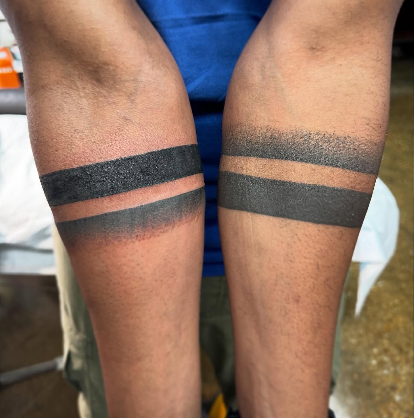 Tattoo by @annarttt — black_and_grey