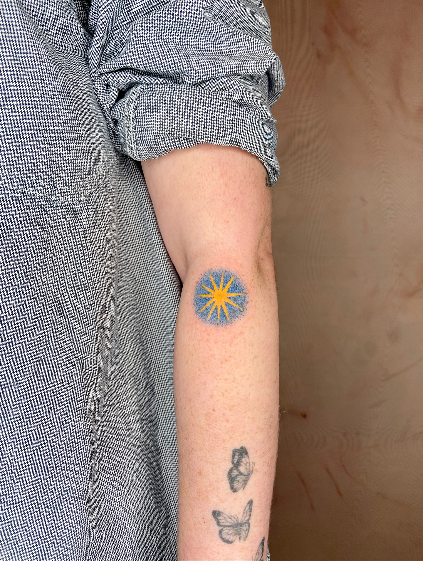 Tattoo by @mano_blue — dotwork
