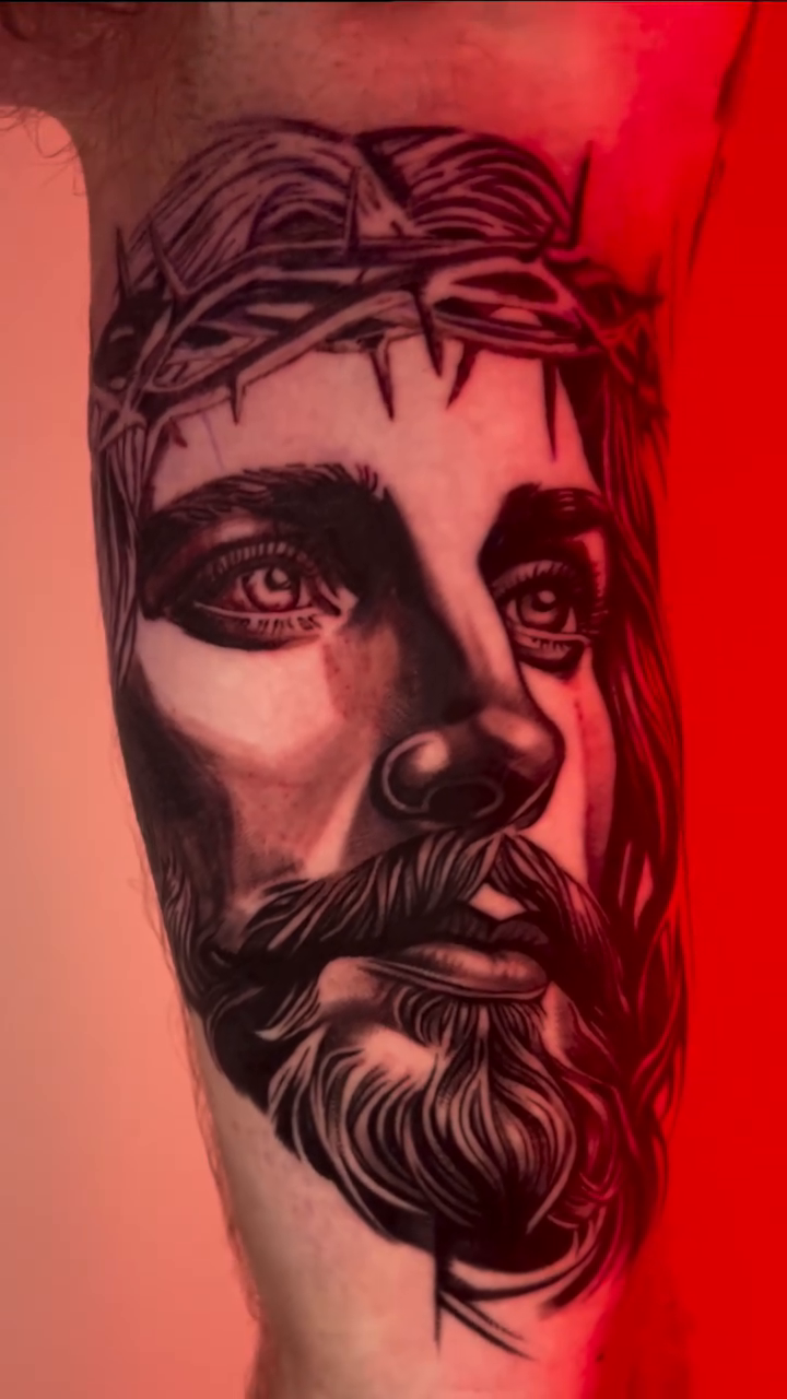 Jesus Christ portrait realism tattoo by Gage Cottrell