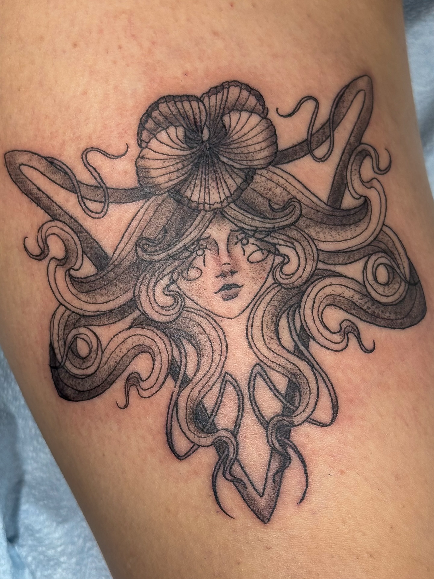 Tattoo by @rhiannontattoos — dotwork, black_and_grey
