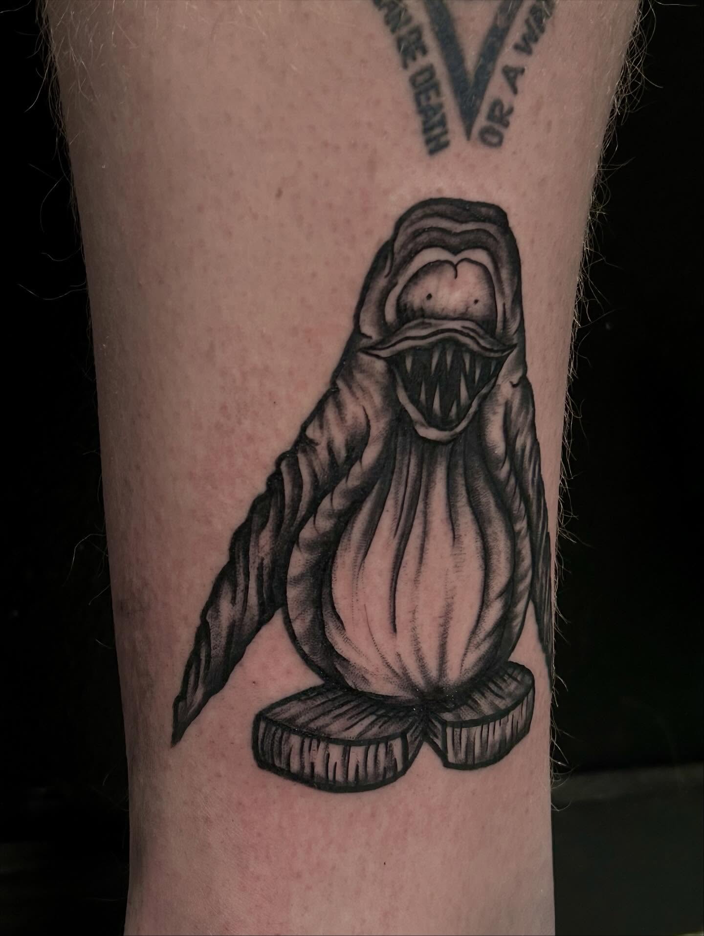 Tattoo by @diamondphoenix_ — black_and_grey