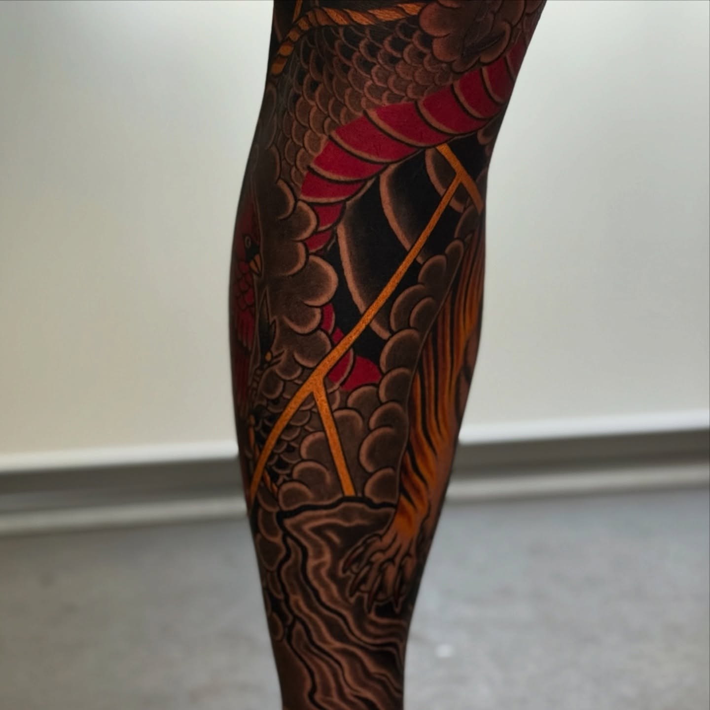 Dragon japanese irezumi tattoo on the calf by Mario Arcila