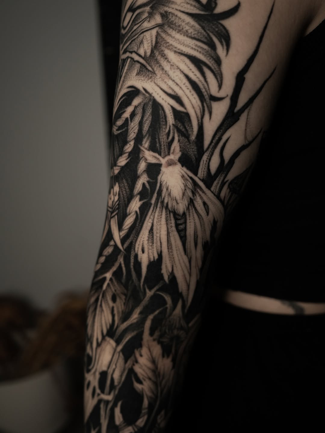 Tattoo by @bru.blackink — black_and_grey, dotwork