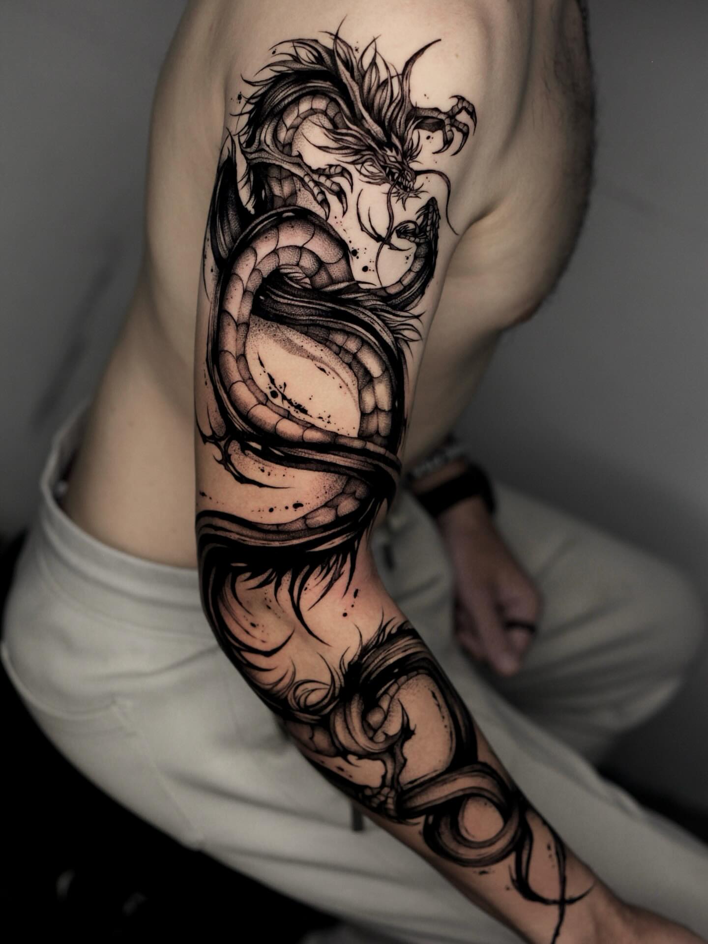 Dragon realism tattoo on the forearm by Kimgang 김강