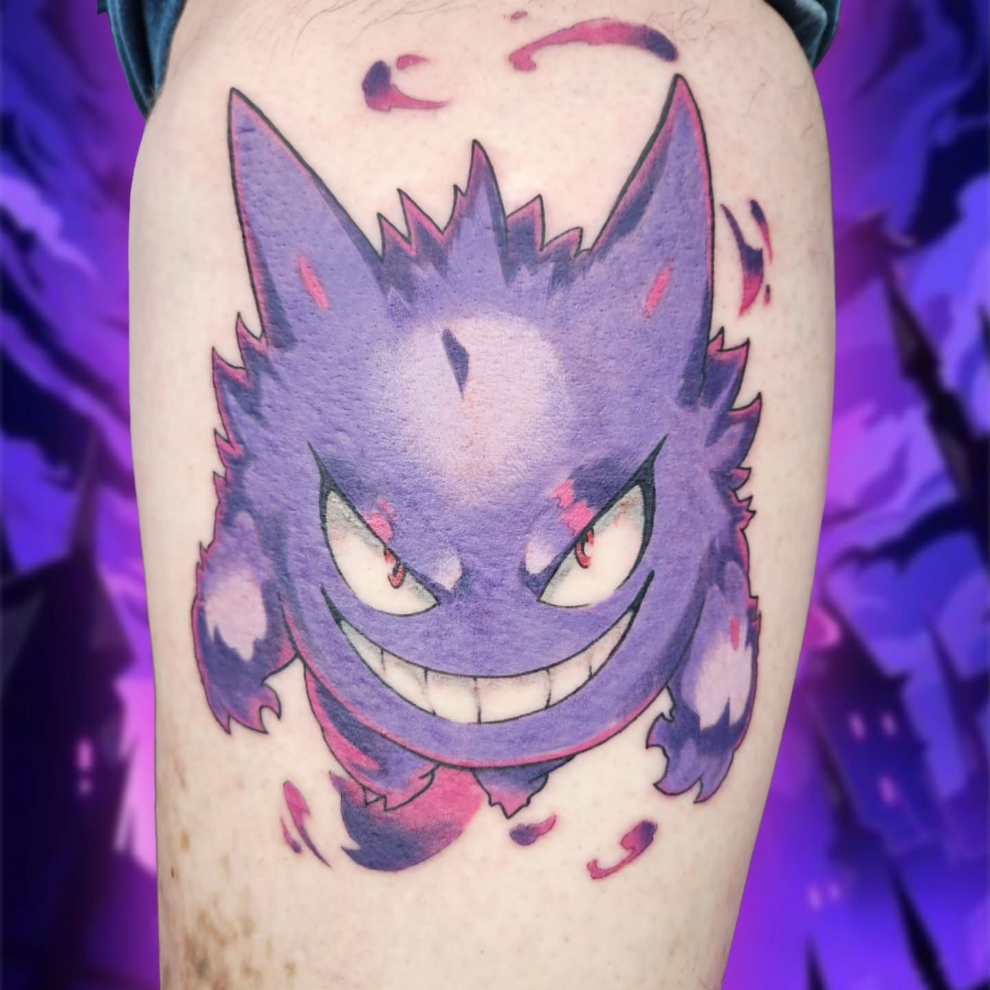 Tattoo by @narliehoodman — dotwork