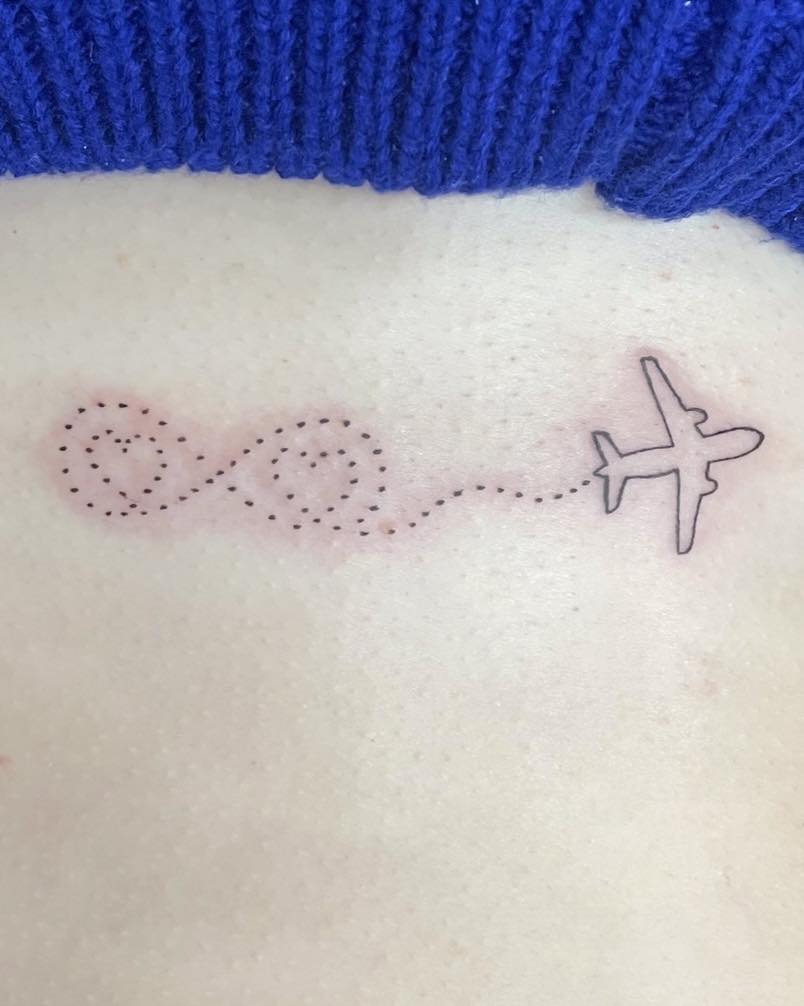 Tattoo by @myl.valois_tattoo — dotwork