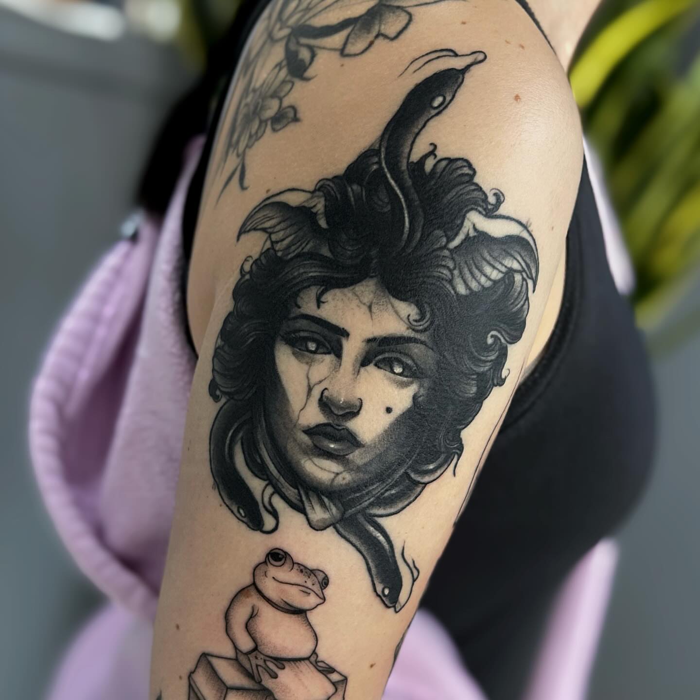 Tattoo by @obiecruztattoo โ black_and_grey, realism