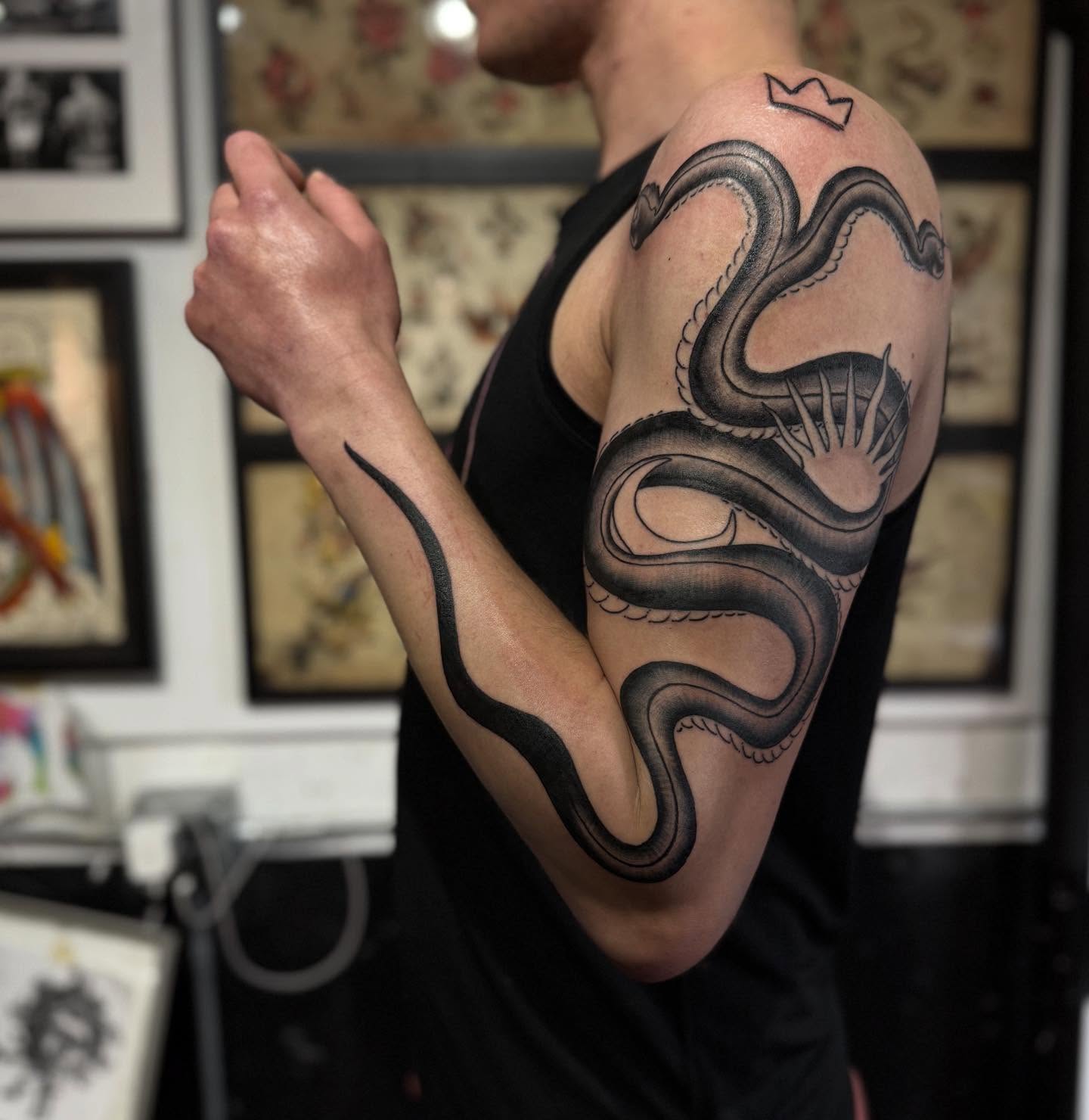 Tattoo by @jimmy_the_saintt — black_and_grey