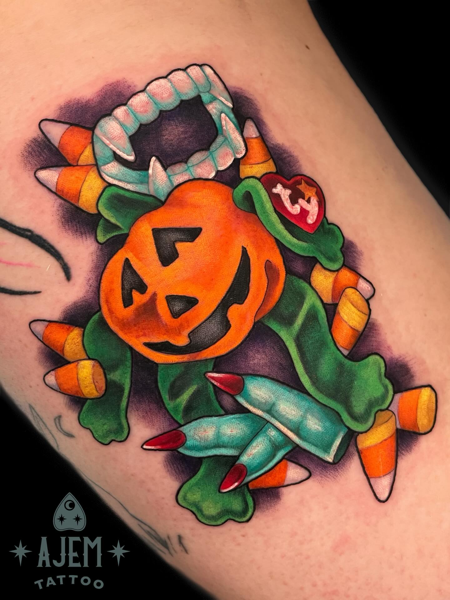 Tattoo by @ajemtattoo — american_traditional