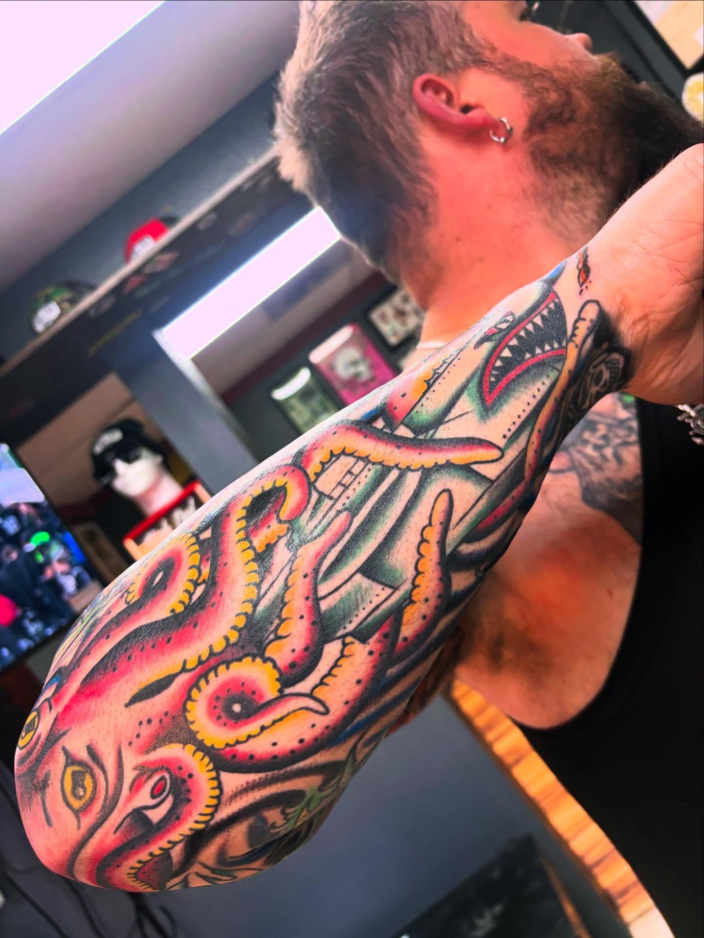 Tattoo by @thegonz541 β american_traditional