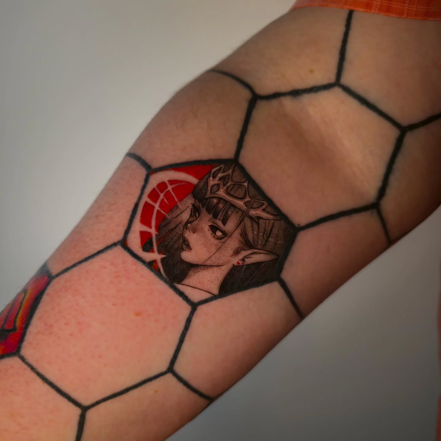 Tattoo by @johnathan_tatto0 — anime, geometric