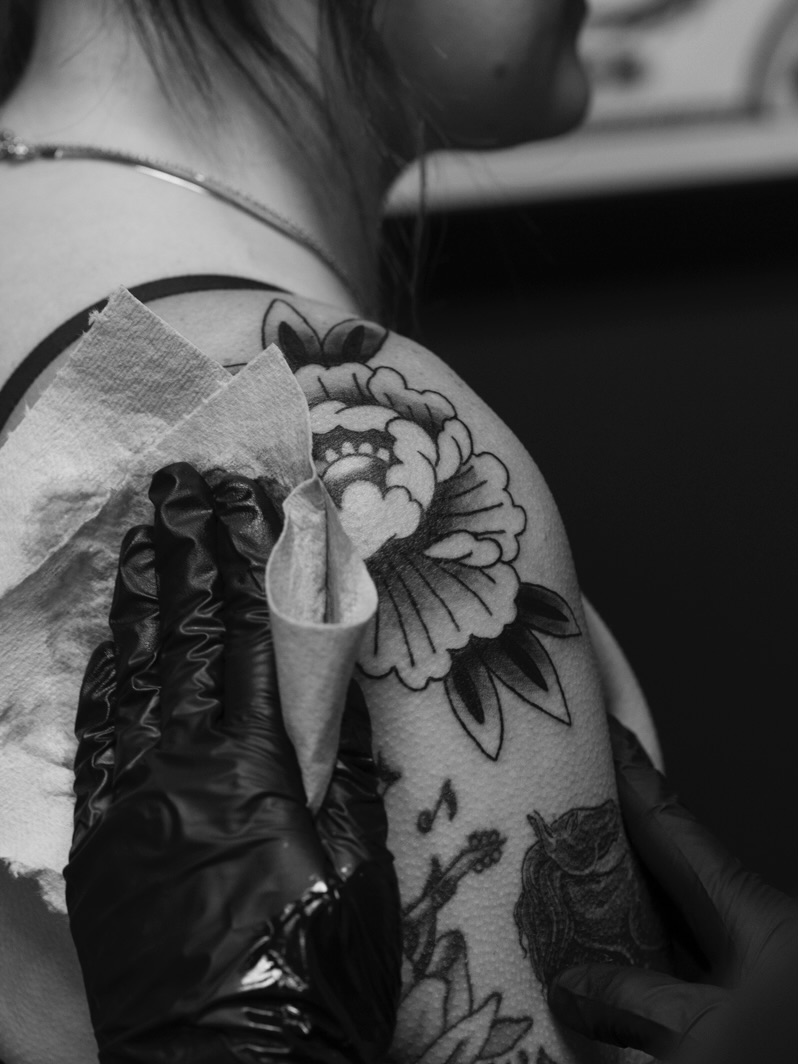 Tattoo by @tattoosbylinds — american_traditional