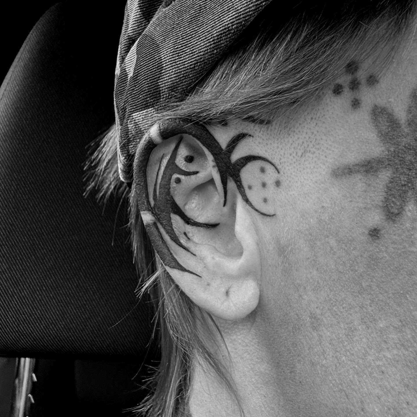 Abstract design dotwork tattoo on the head by Jon Crook, Portland, Oregon