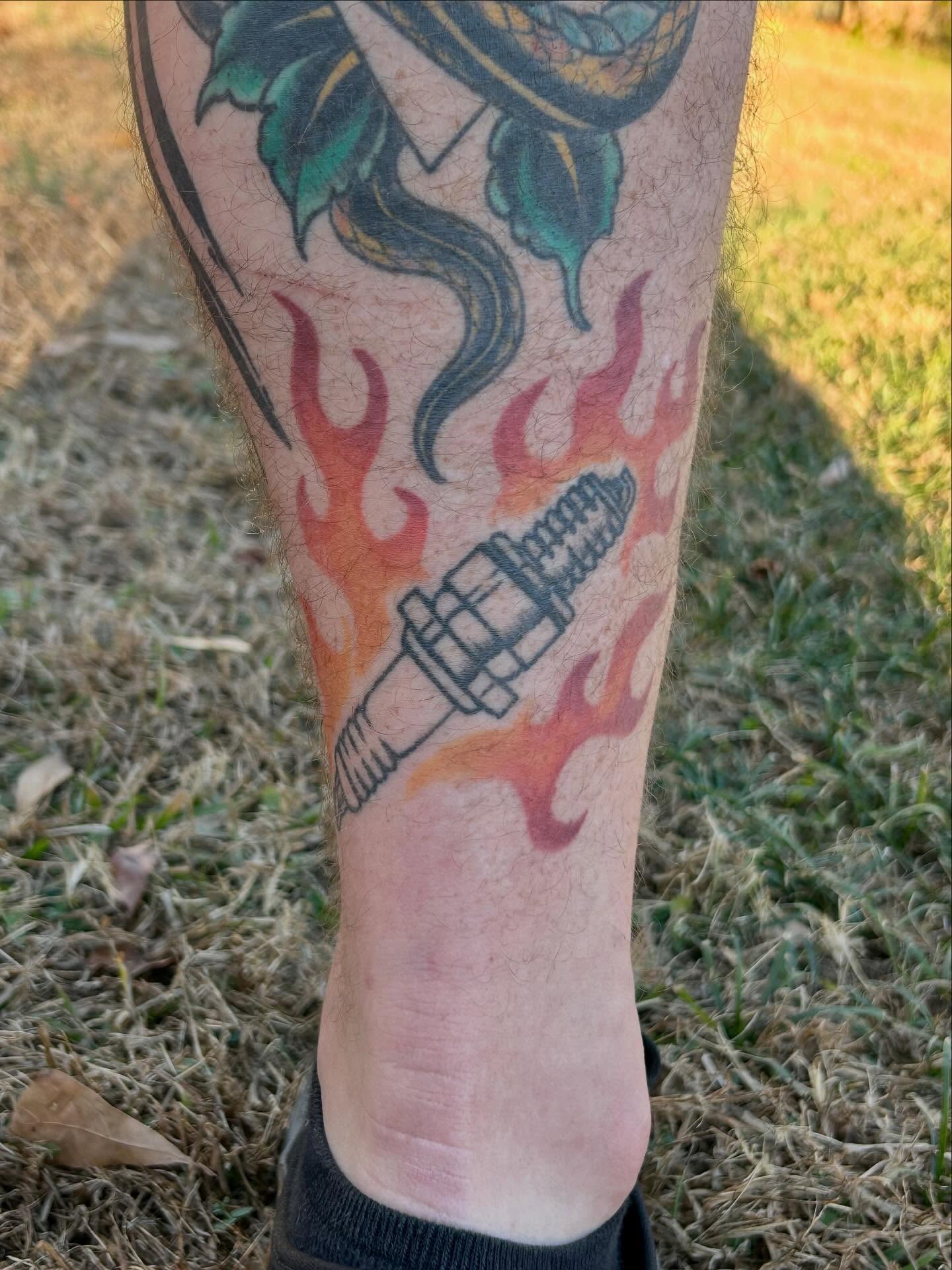 Tattoo by @jrtatt00 — american_traditional