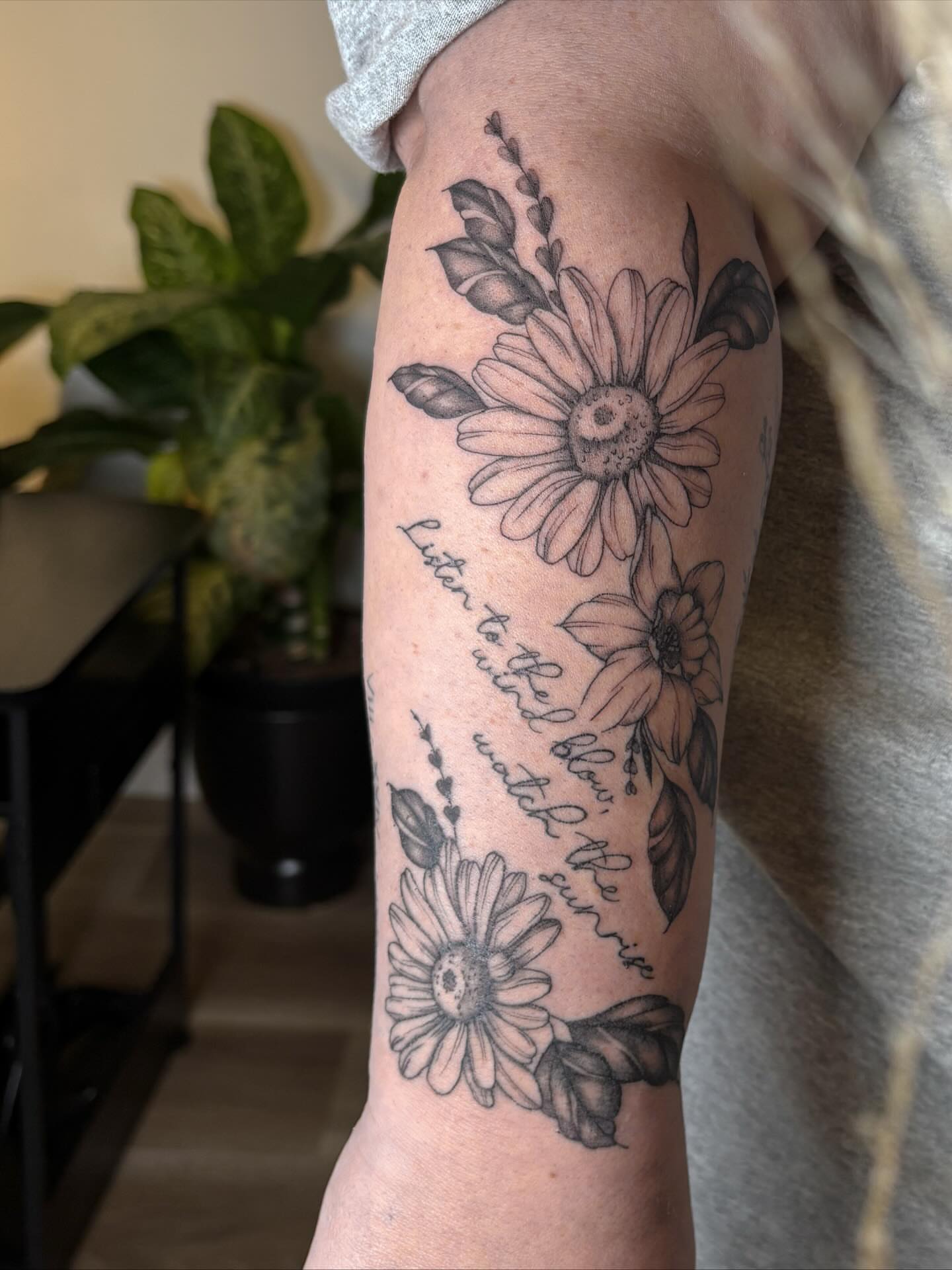 Tattoo by @persephoneink_ — black_and_grey