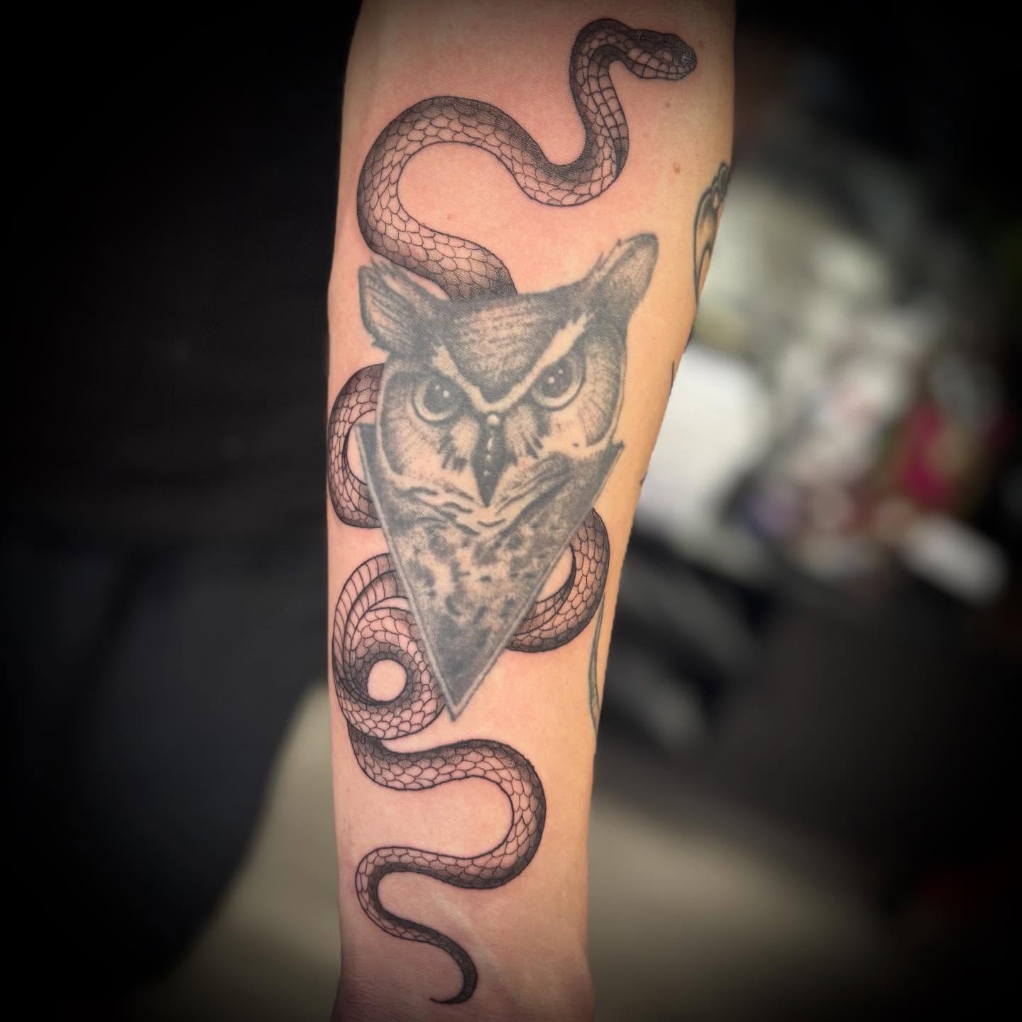 Tattoo by @uglyrileytattoo — black_and_grey, geometric