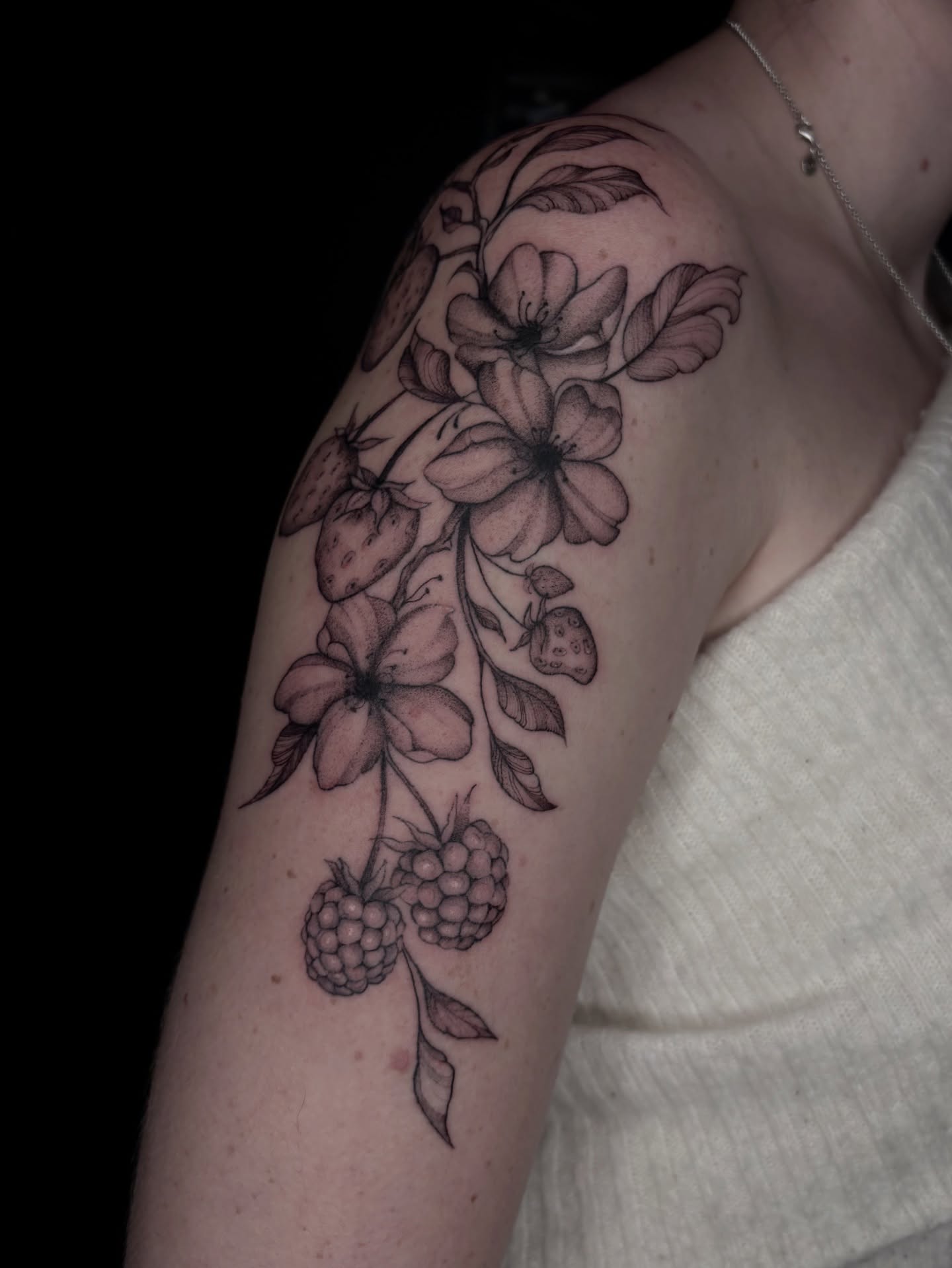 Tattoo by @ariusink — black_and_grey