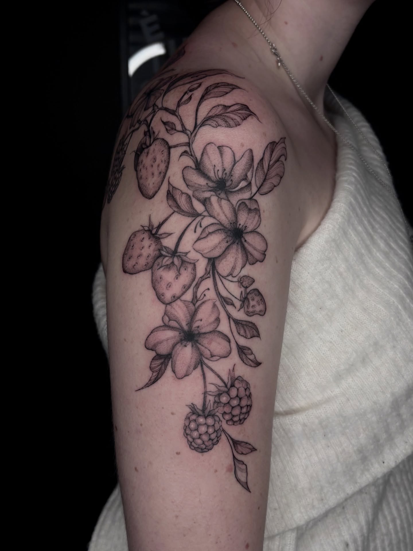 Tattoo by @ariusink — black_and_grey