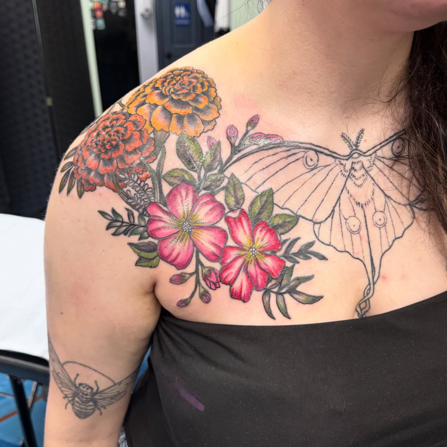 Tattoo by @lallen_tattoo — realism, dotwork
