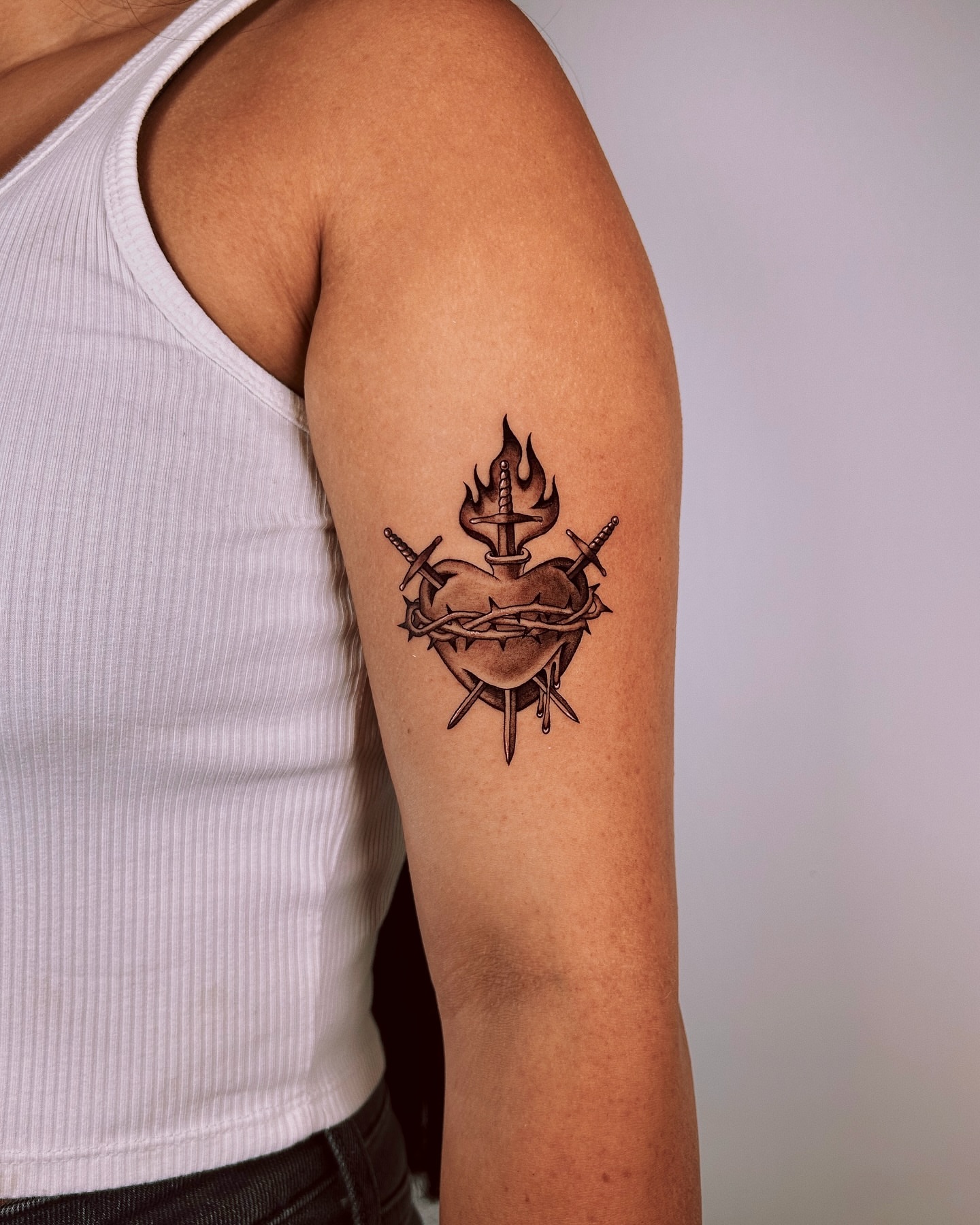 Tattoo by @ibuylemurs — black_and_grey