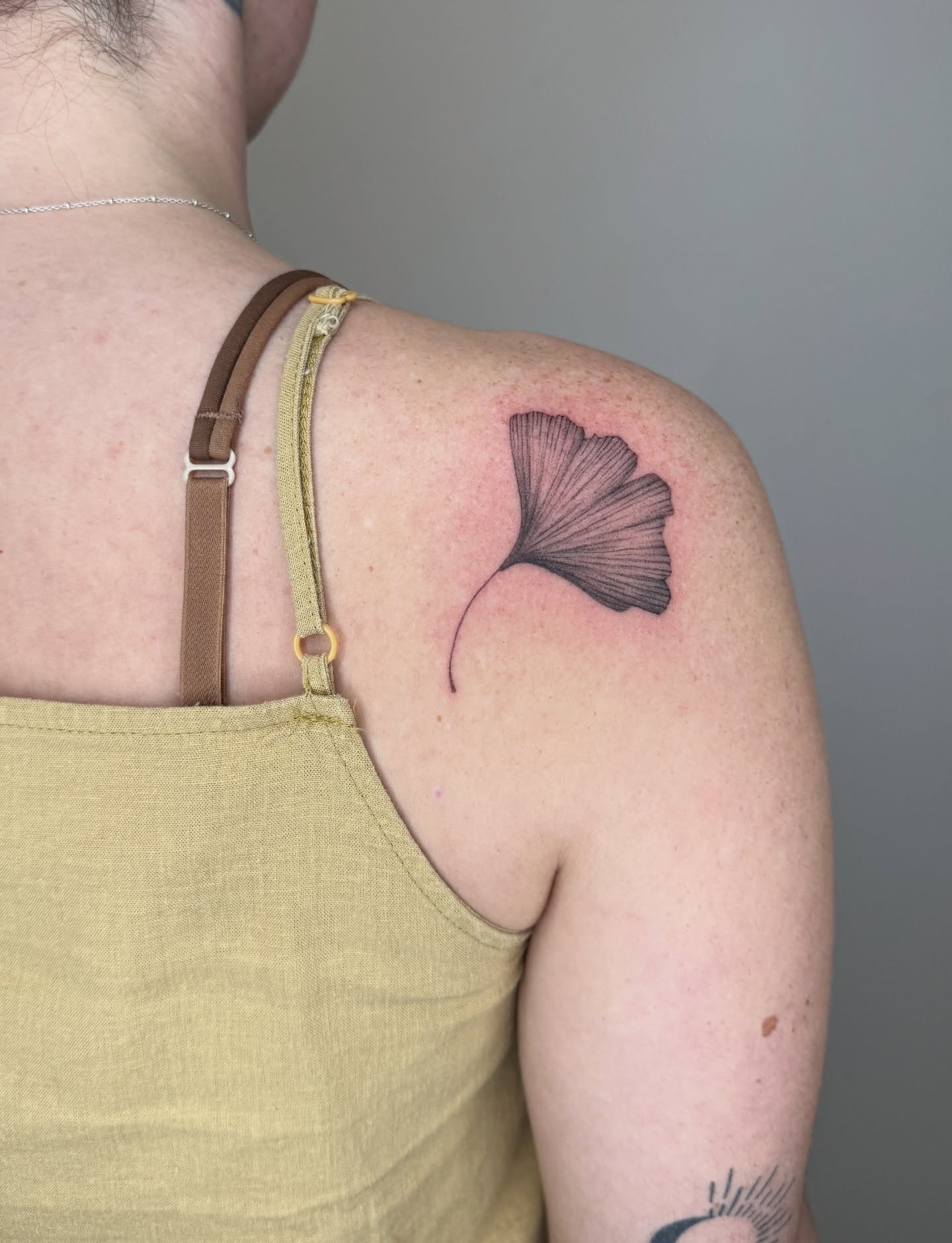 Gingko leaf black and grey tattoo on the shoulder by Monica Reynolds