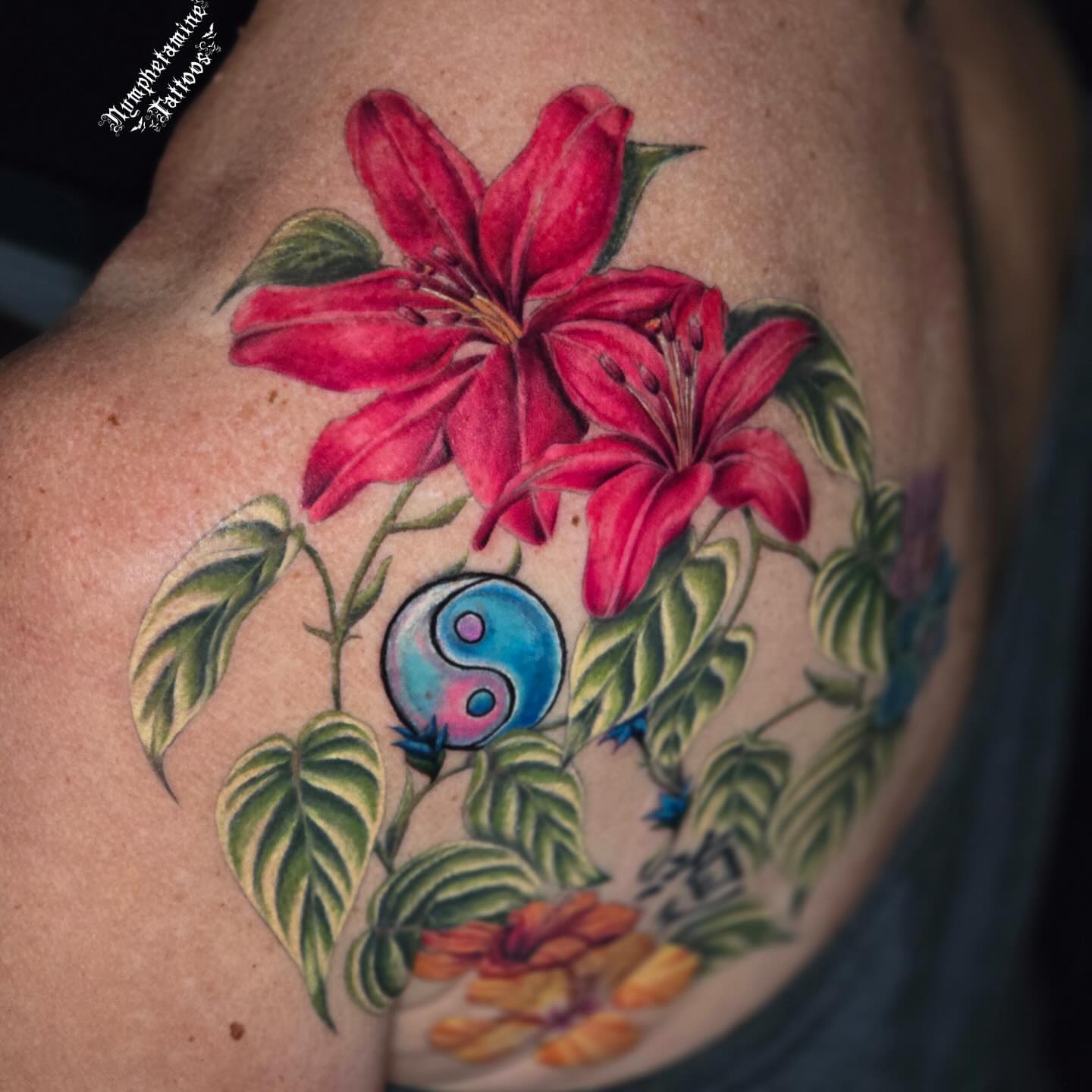 Red lilies and yin-yang realism tattoo on the shoulder by ๐ธ๐๐๐๐๐๐๐๐