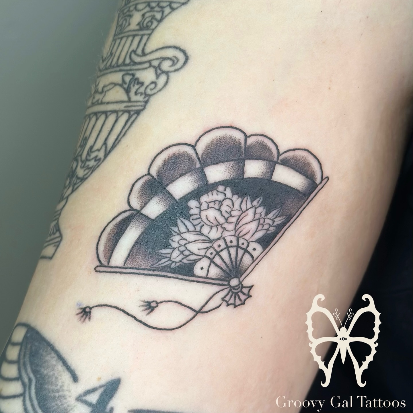 Tattoo by @groovygal_tattoos โ black_and_grey