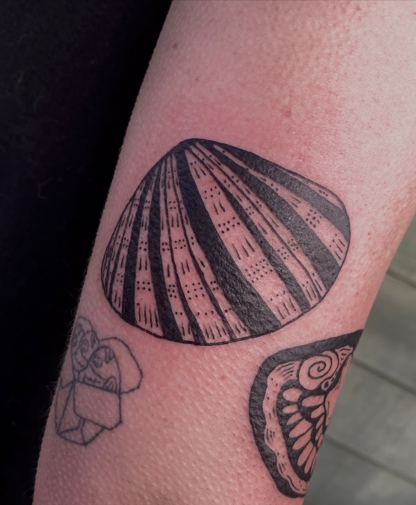 Tattoo by @lemonboyinks — black_and_grey