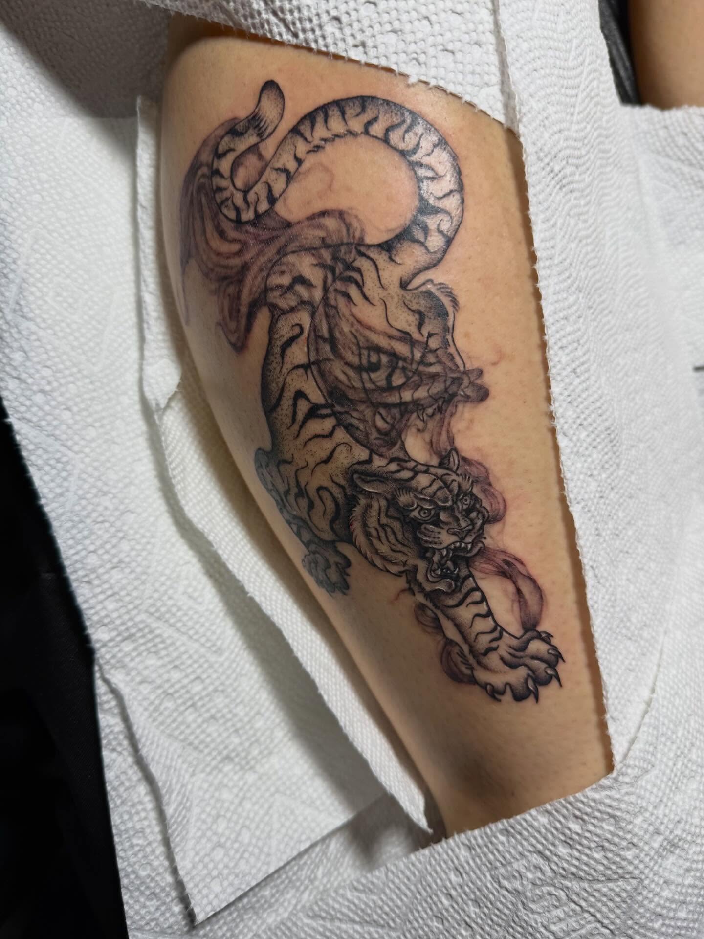 Tattoo by @akdoestattoos — black_and_grey