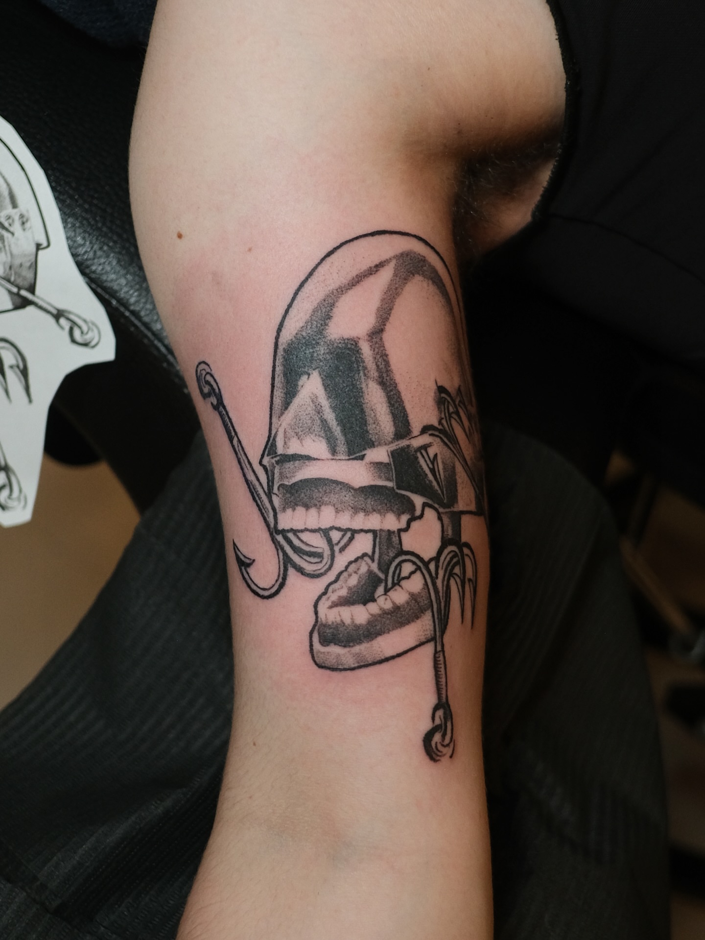 Pirate skull realism tattoo on the forearm by Zanereti